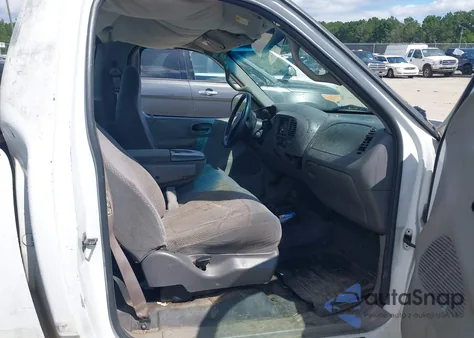 2000 Ford F-150 Work Series/Xl/Xlt z USA, uszkodzony, nr VIN 2FTRF17Z2YCB03862